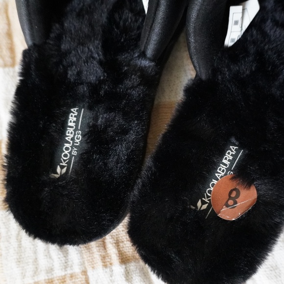 Ugg Koolaburra Black Faux-Fur Foam Cushion Slides/Sandals - Size 8 - Picture 4 of 8